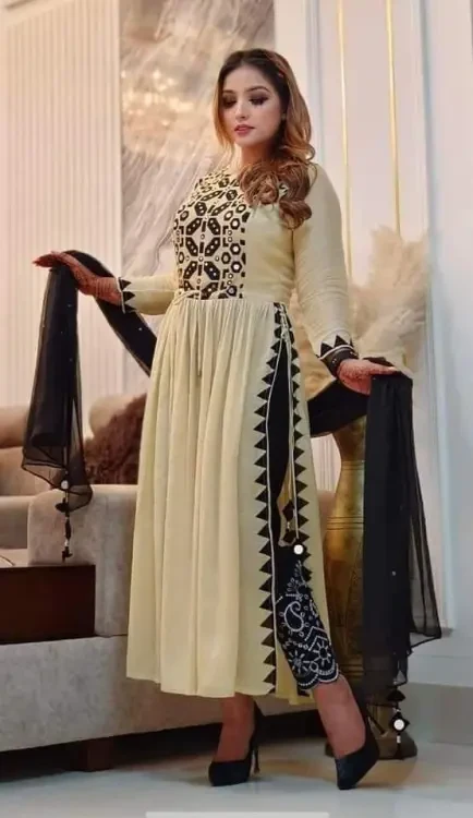 New Exclusive Fashionable Designed Gown 3 Piece For Stylish For Women / Girls